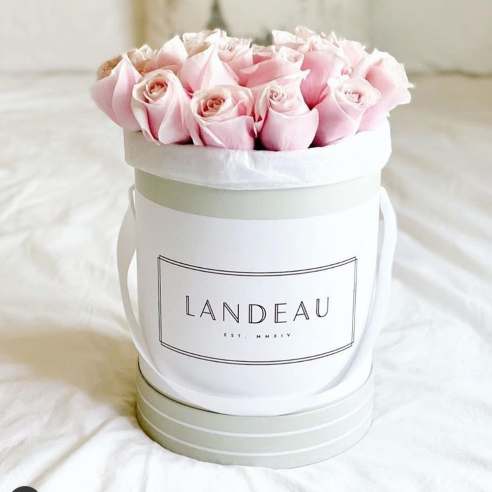 Occasion Landeau Classic Branded box for flower bouquets